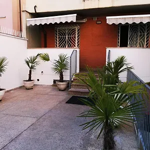 New Luxury Apartment, City Center Appartamento