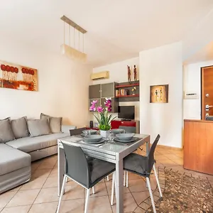 Martesana Flat With Balcony - M1 Gorla And Turro Appartamento